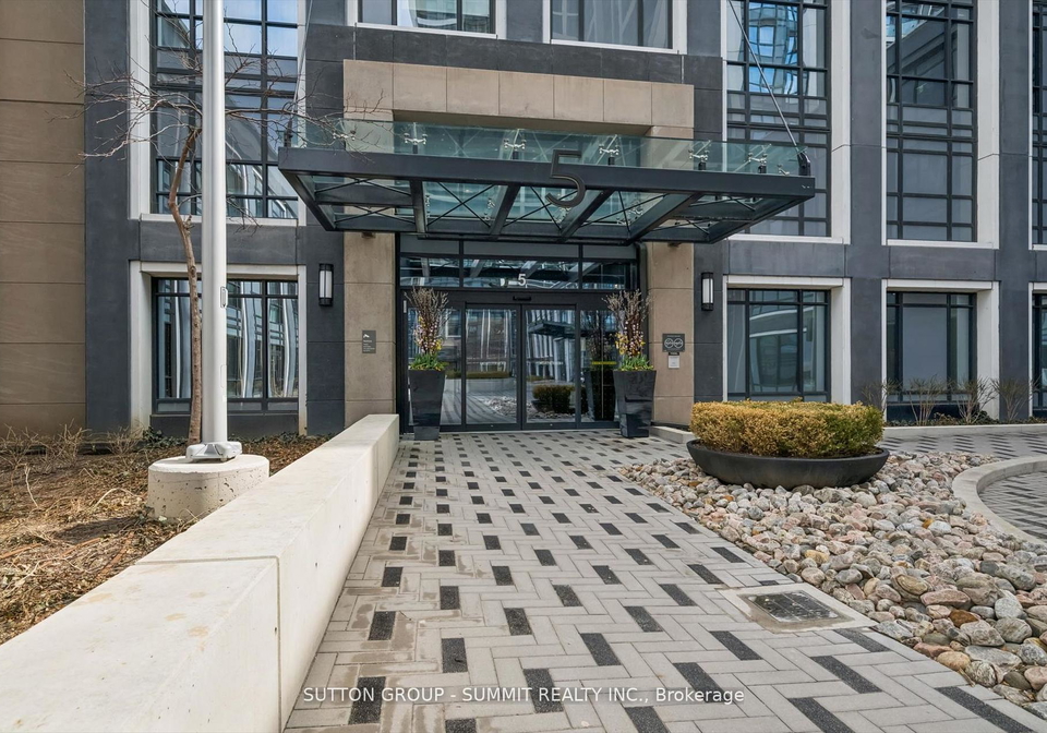 5-mabelle-avenue-etobicoke-ontario-w13025660