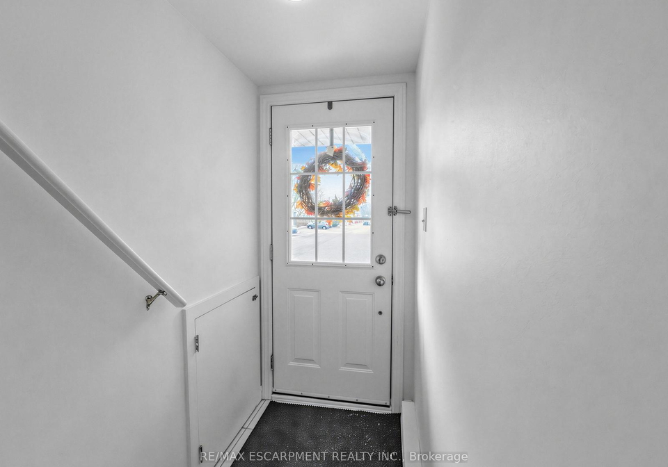 705-cumberland-avenue-burlington-ontario-w13025696