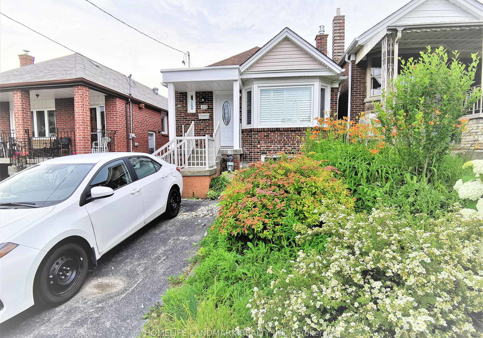 379-whitmore-avenue-north-york-ontario-w13025826