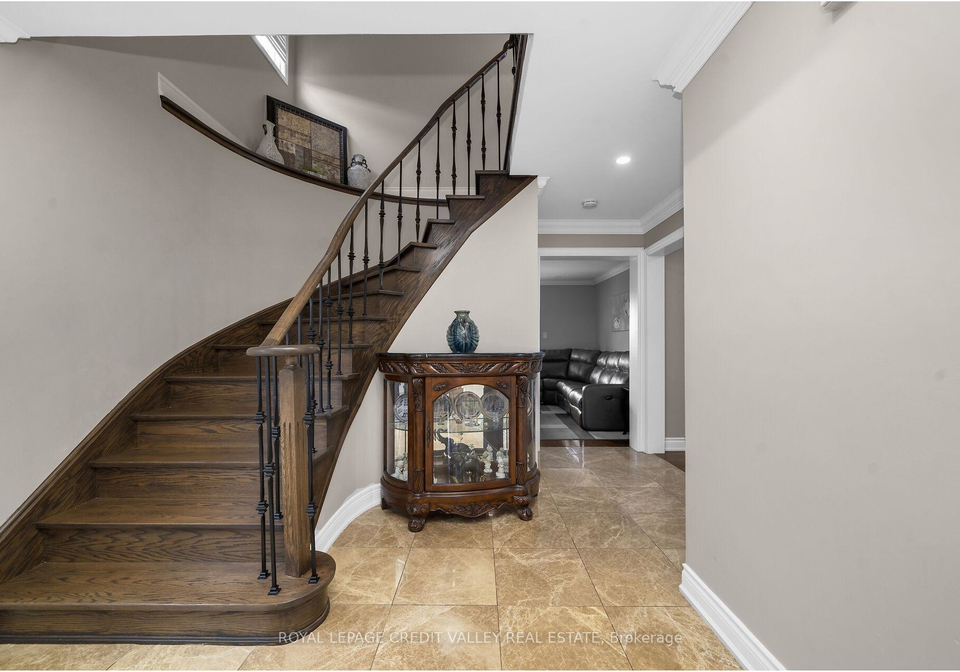 49-princeton-terrace-brampton-ontario-w13025858
