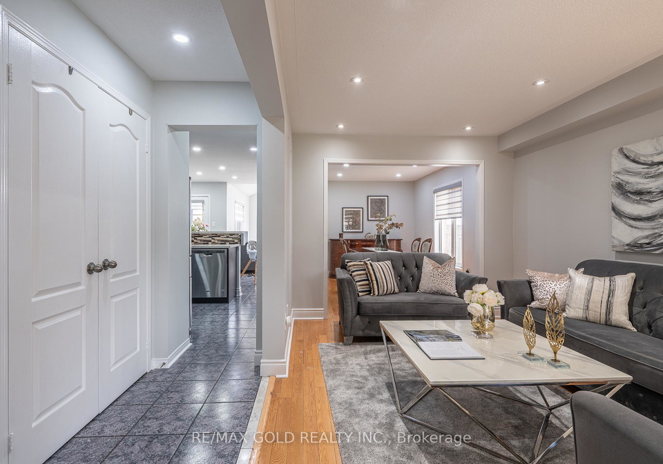 135-cordgrass-crescent-brampton-ontario-w13026020
