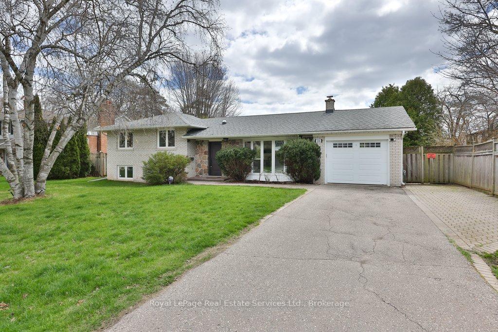 1486-hixon-street-oakville-ontario-w13026024