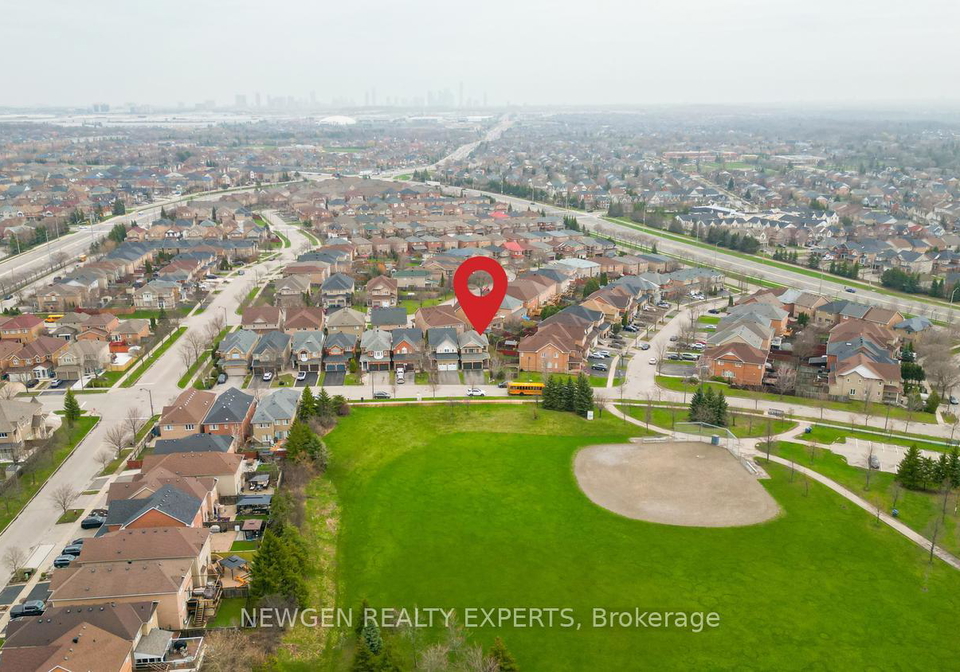 812-knotty-pine-grove-mississauga-ontario-w13026408
