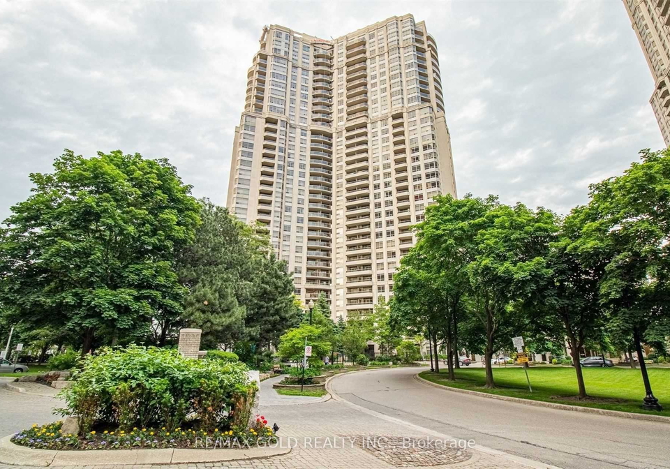 35-kingsbridge-garden-circle-mississauga-ontario-w13026438