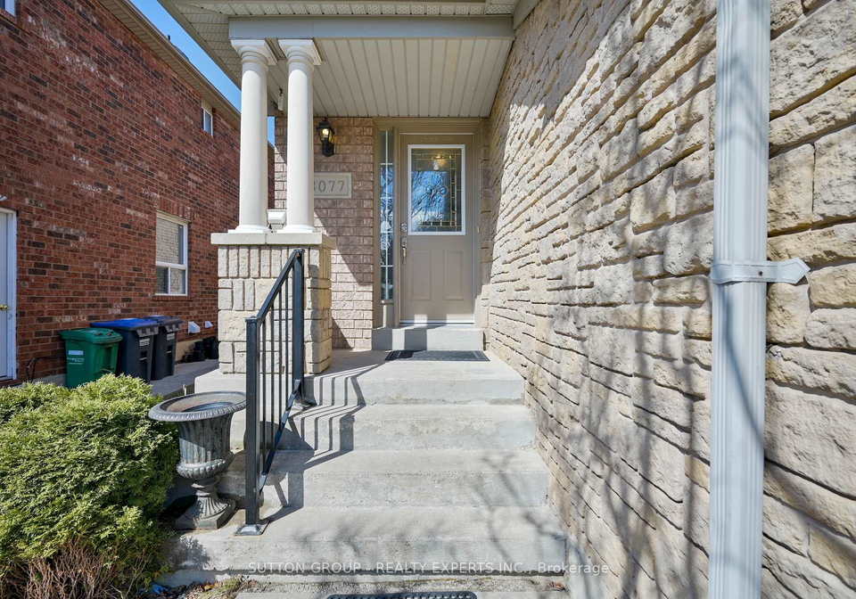 3077-caulfield-crescent-mississauga-ontario-w13026966