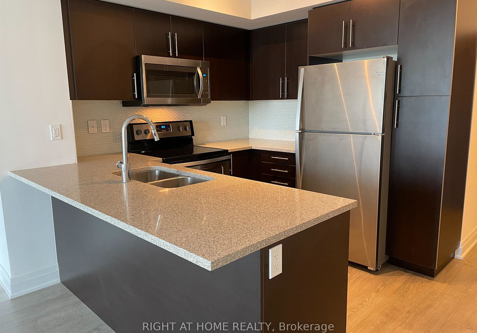 55-speers-road-oakville-ontario-w13027004