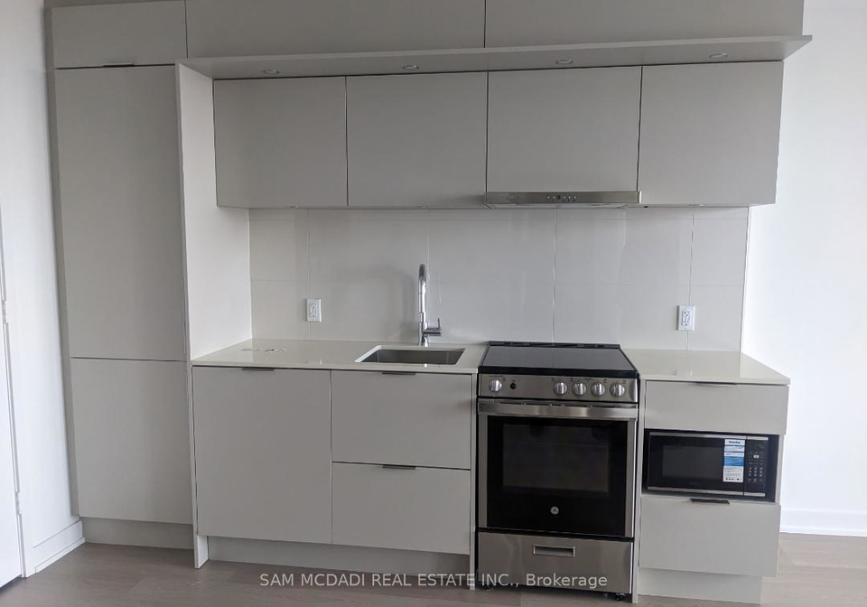 448-burnhamthorpe-road-w-mississauga-ontario-w13027024