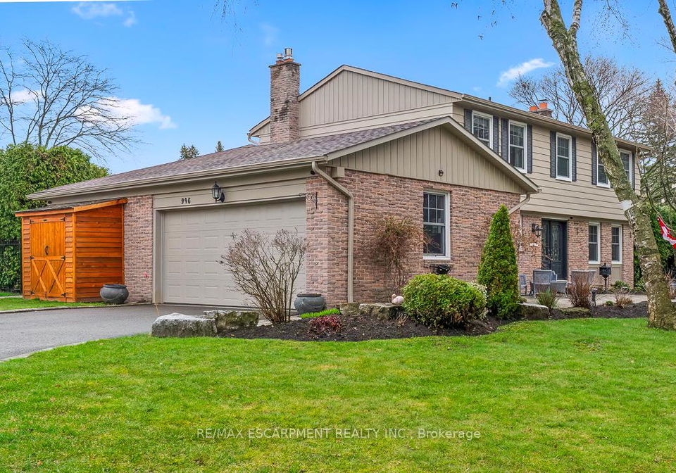 996-cresthampton-lane-mississauga-ontario-w13027178