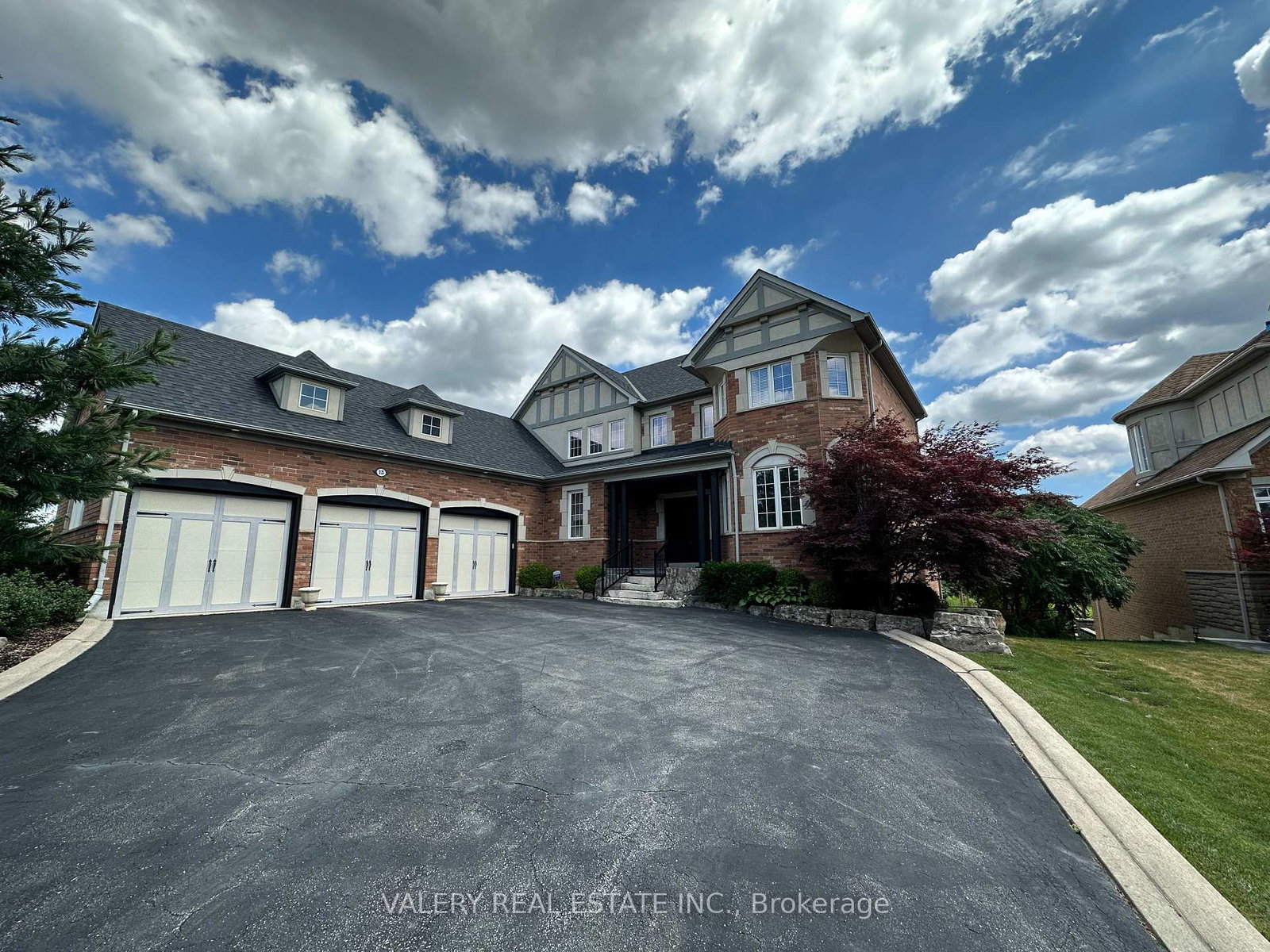 13-classic-drive-n-brampton-ontario-w13027268