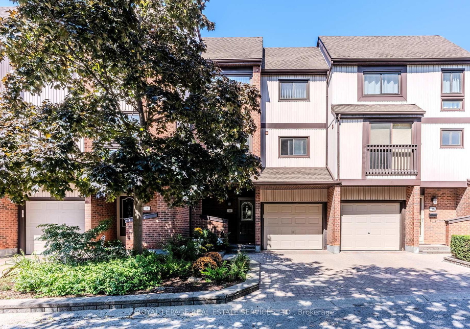 1020-walden-circle-mississauga-ontario-w13027342