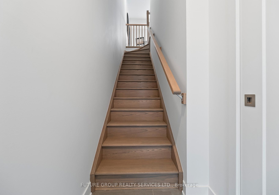 34-poplar-avenue-etobicoke-ontario-w13027386