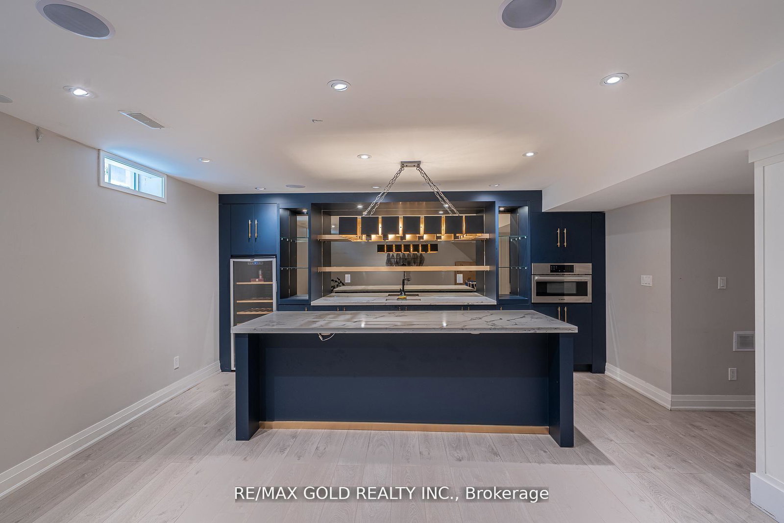 61-yellowknife-road-brampton-ontario-w13027434