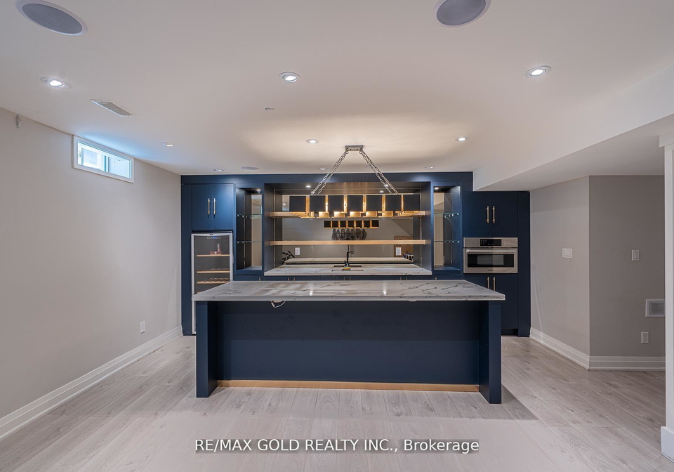 61-yellowknife-road-brampton-ontario-w13027434
