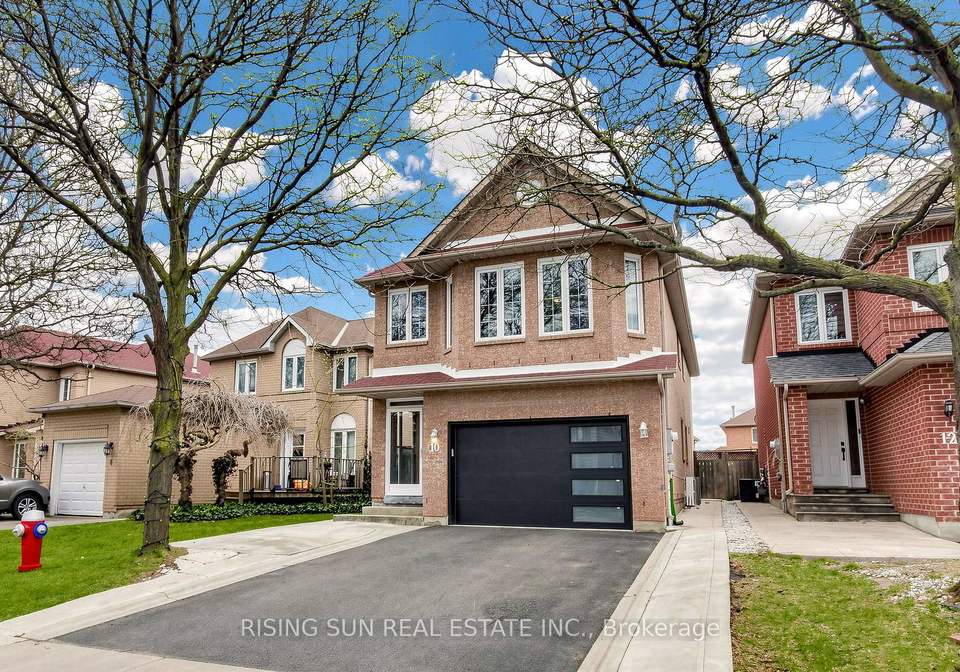 10-cedarwood-crescent-brampton-ontario-w13027720
