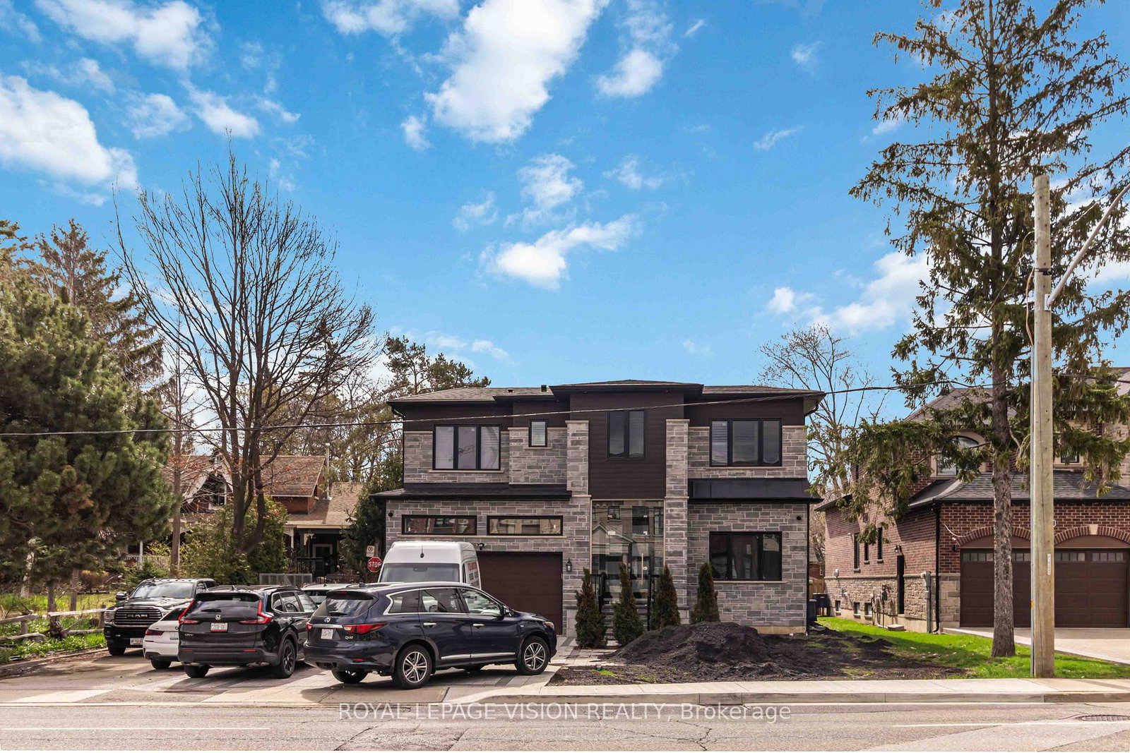 77-thomas-street-mississauga-ontario-w13027726