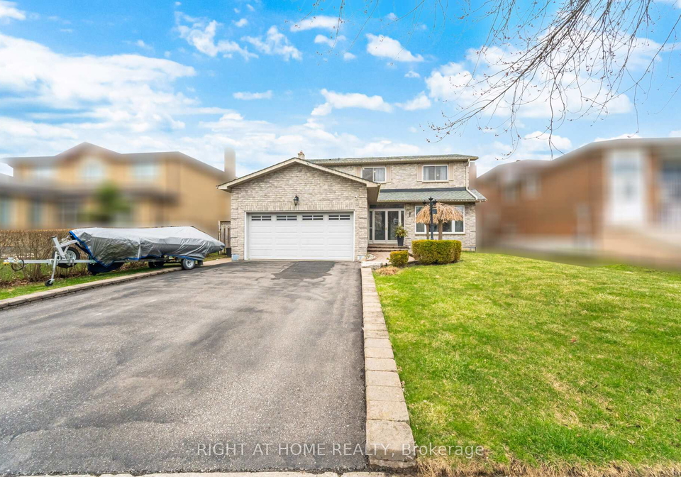 909-lovingston-crescent-mississauga-ontario-w13028100
