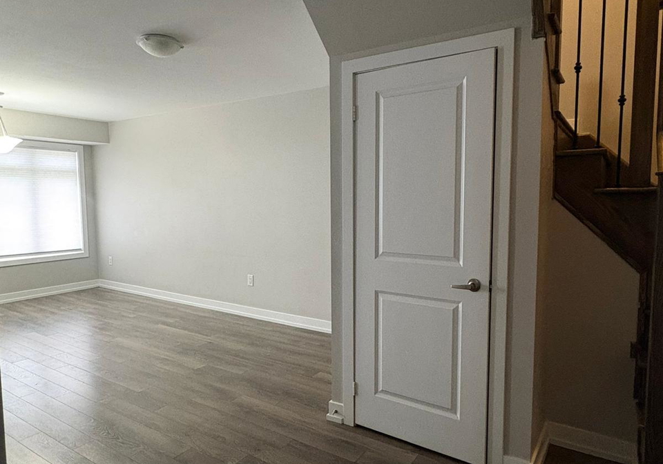100-parrotta-drive-york-ontario-w13028126