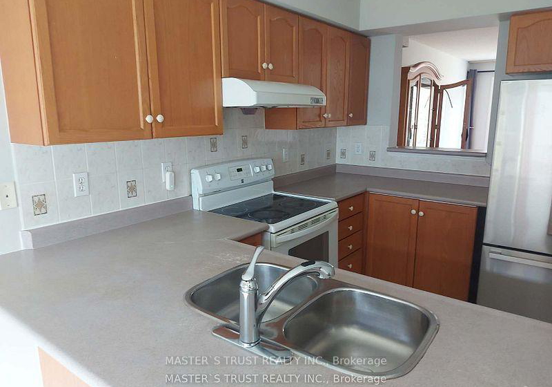 80-acorn-place-mississauga-ontario-w13028134