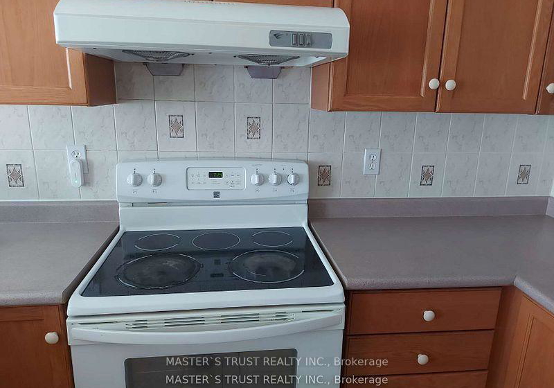 80-acorn-place-mississauga-ontario-w13028134