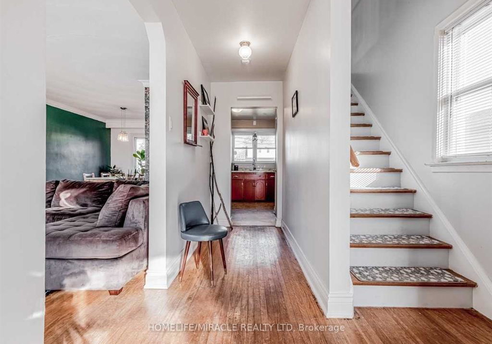 276-elmhurst-drive-etobicoke-ontario-w13028290