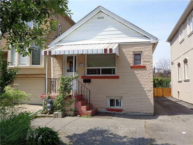970-briar-hill-avenue-north-york-ontario-w13028328