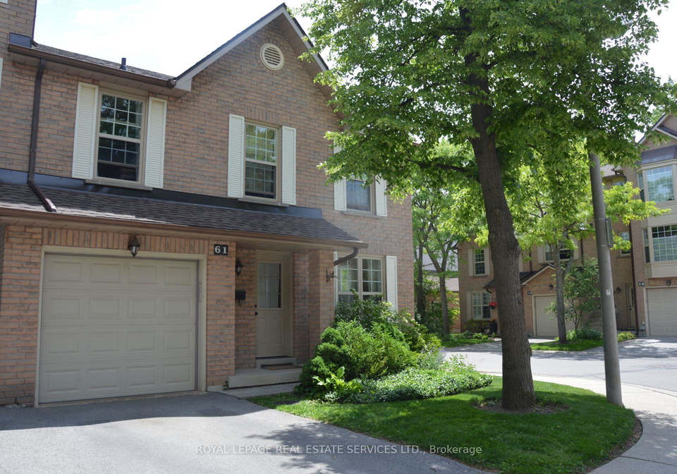 2272-mowat-avenue-oakville-ontario-w13028346