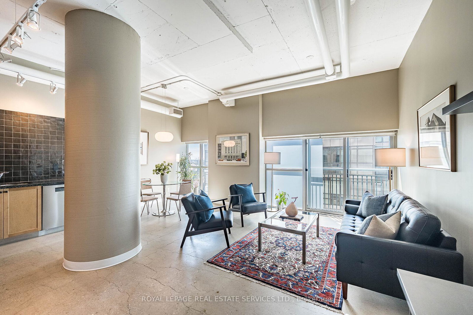 2-fieldway-road-etobicoke-ontario-w13028398