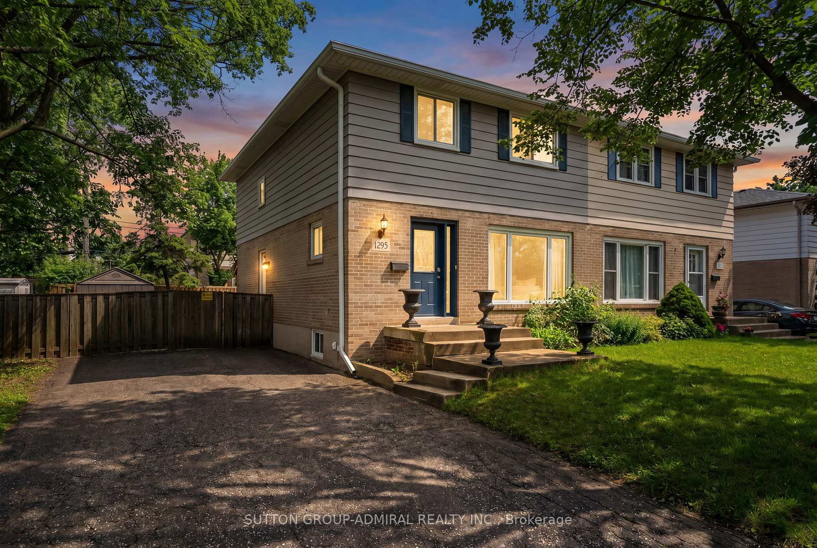 1295-napier-crescent-oakville-ontario-w13028406
