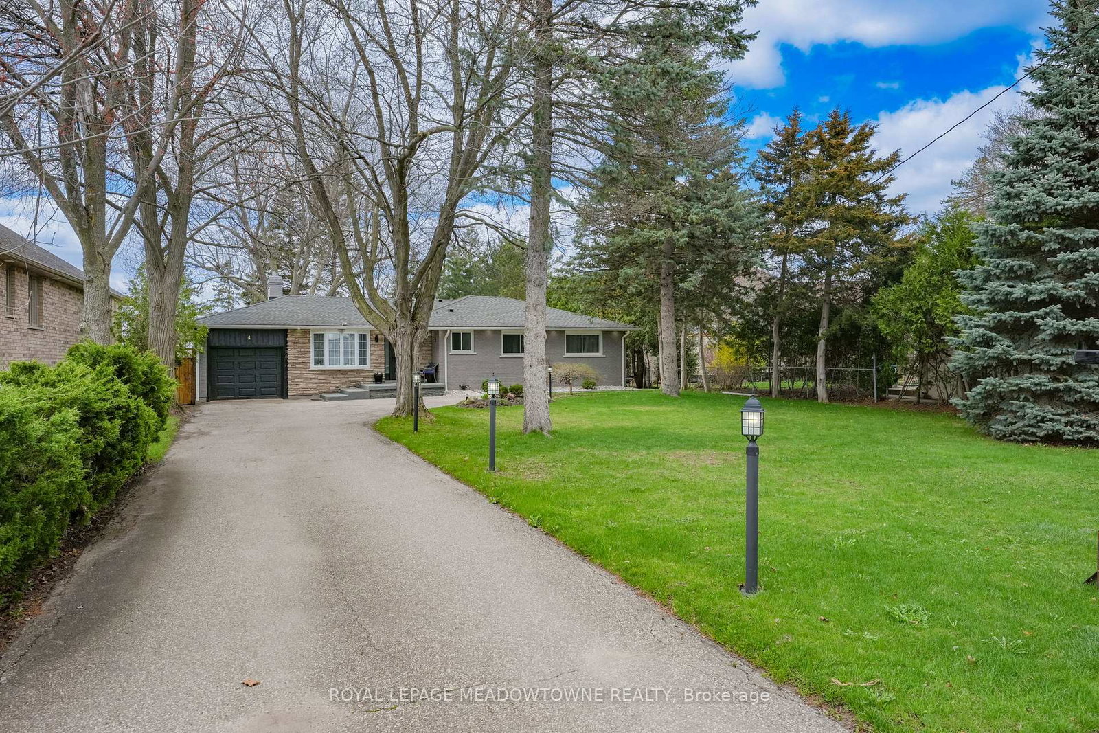4-chipper-court-halton-hills-ontario-w13028532