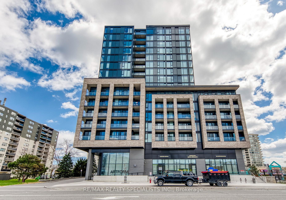 86-dundas-street-e-mississauga-ontario-w13028914
