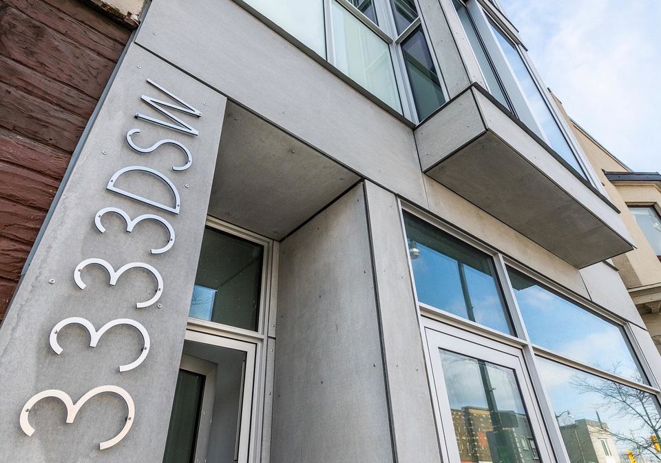 3333-dundas-street-w-toronto-ontario-w13028936