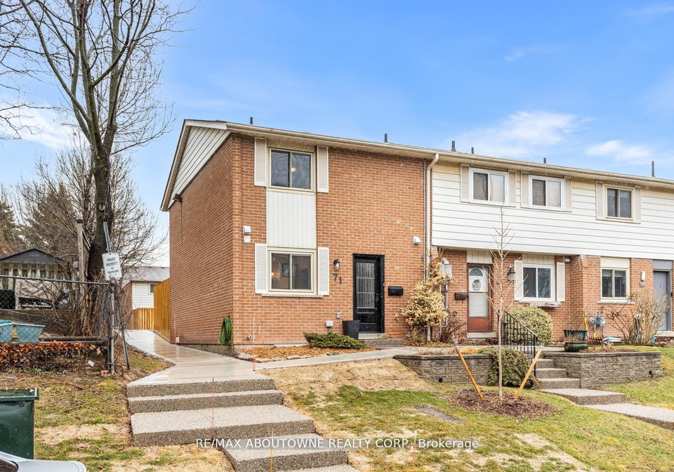 71-sarah-lane-oakville-ontario-w13029064
