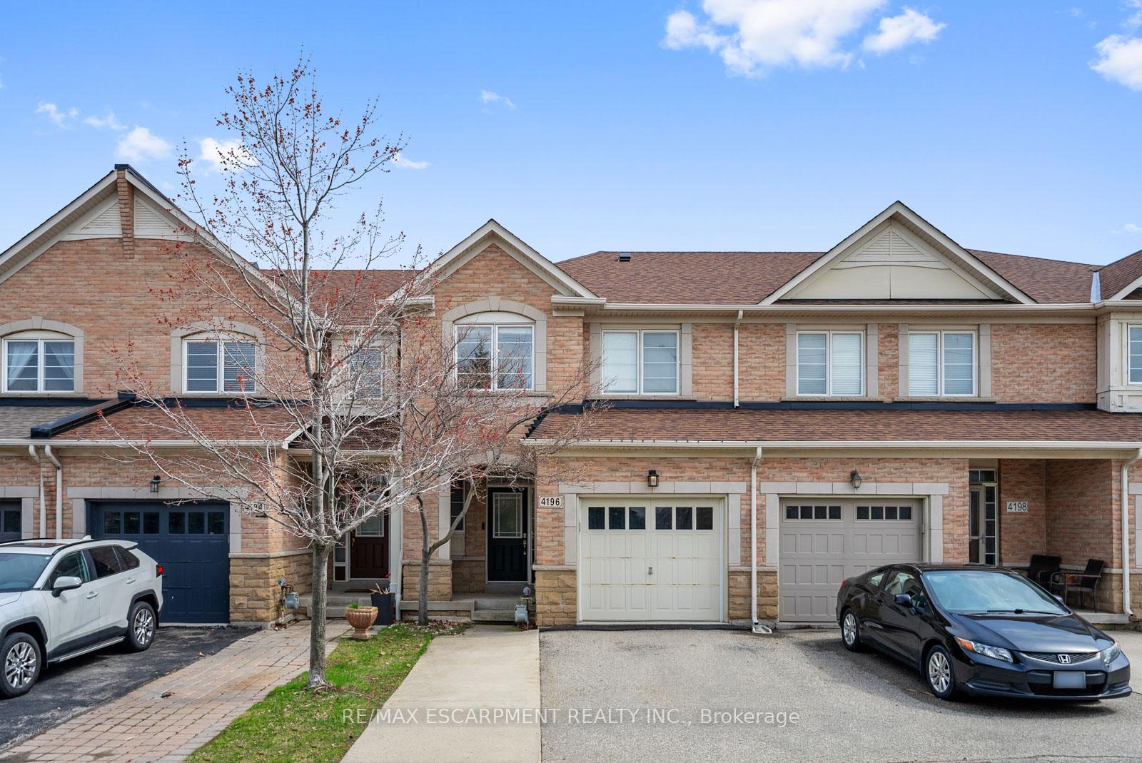 4196-rawlins-common-burlington-ontario-w13029502