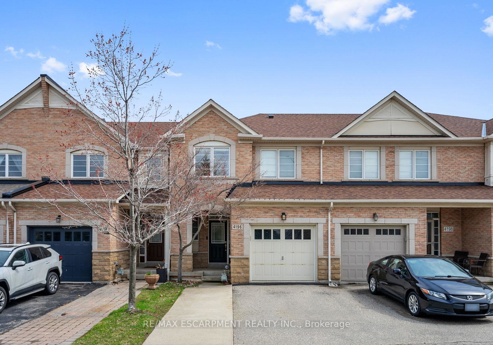4196-rawlins-common-burlington-ontario-w13029502