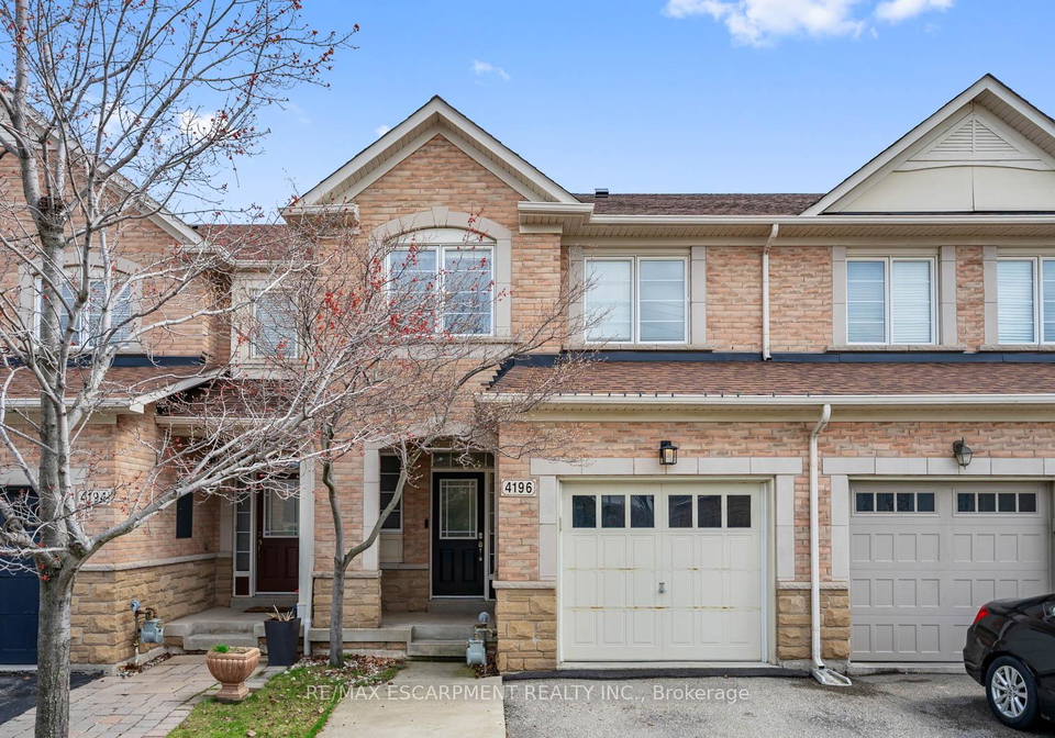 4196-rawlins-common-burlington-ontario-w13029502