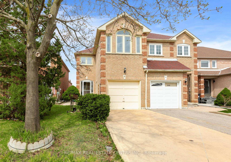 66-herkes-drive-brampton-ontario-w13029534