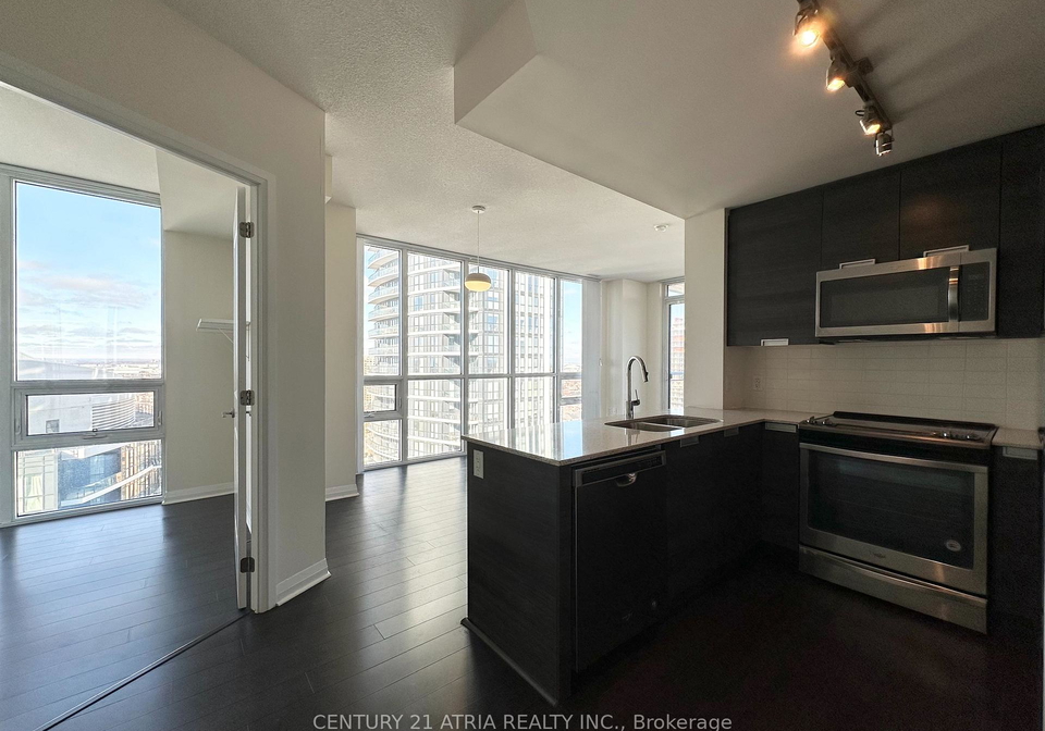 5033-four-springs-avenue-mississauga-ontario-w13029590