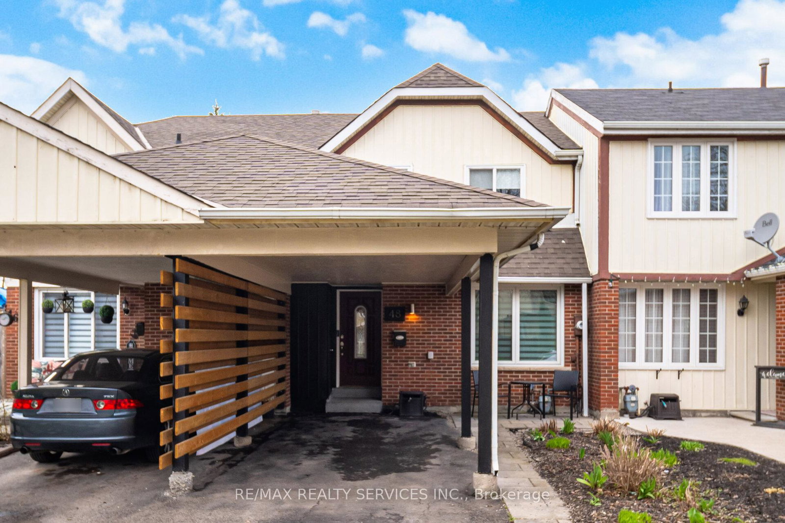 48-terryhill-square-brampton-ontario-w13029710