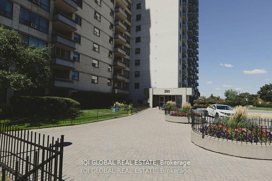390-dixon-road-s-etobicoke-ontario-w13029786