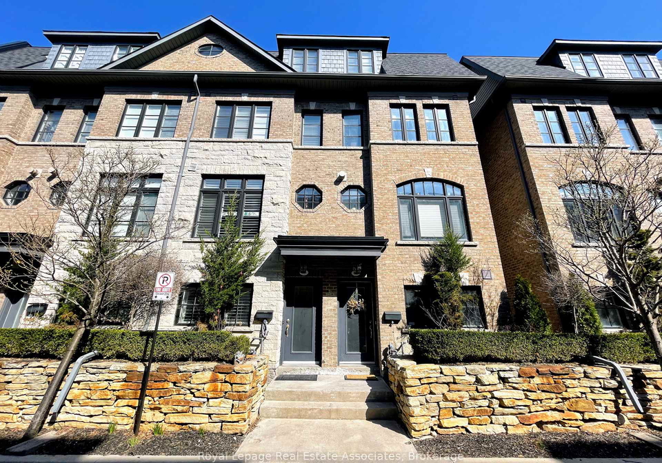 56-lobo-mews-etobicoke-ontario-w13029860