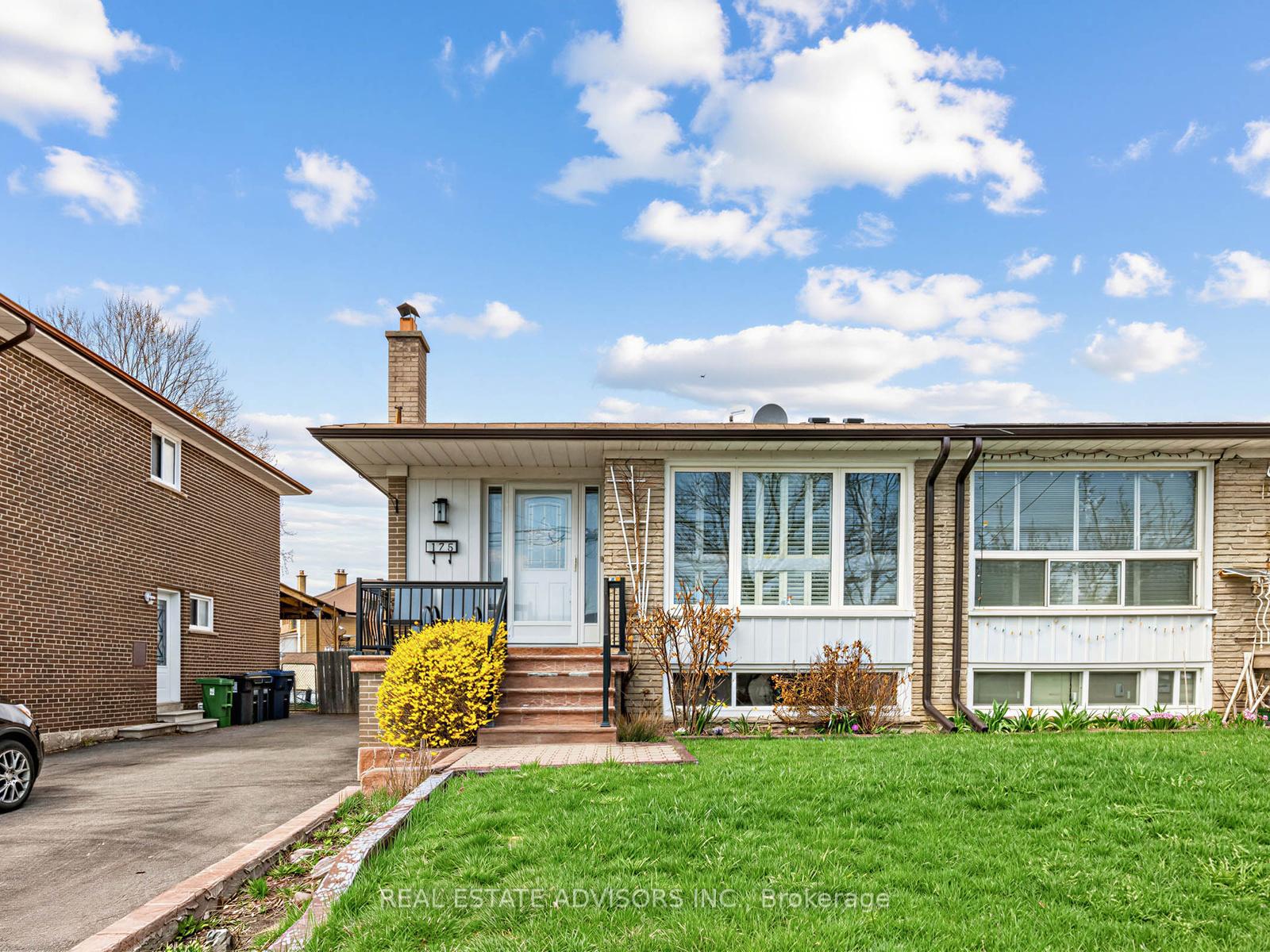 175-lindylou-road-york-ontario-w13029868