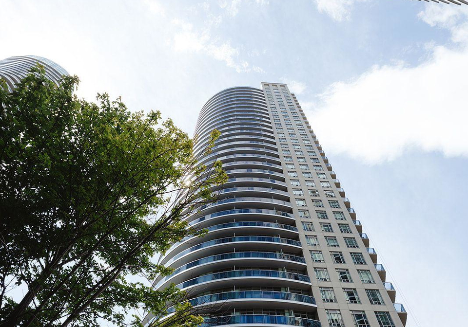 80-absolute-avenue-mississauga-ontario-w13029884