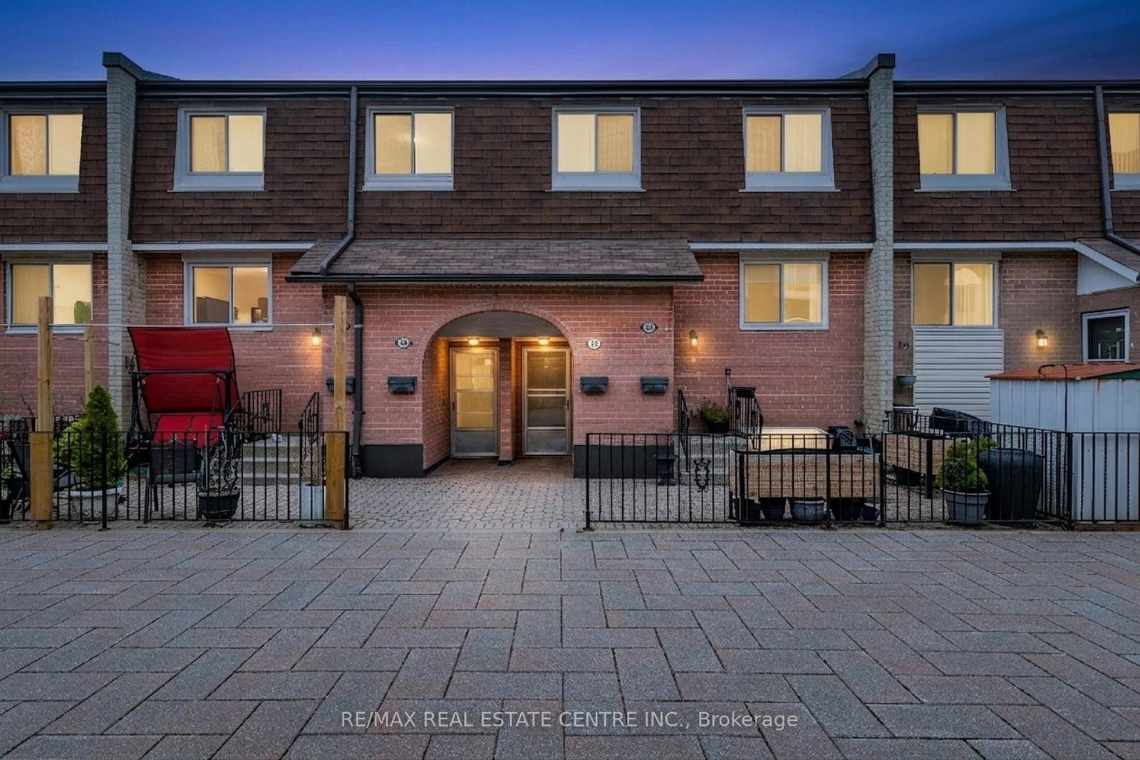 2170-bromsgrove-road-mississauga-ontario-w13030156