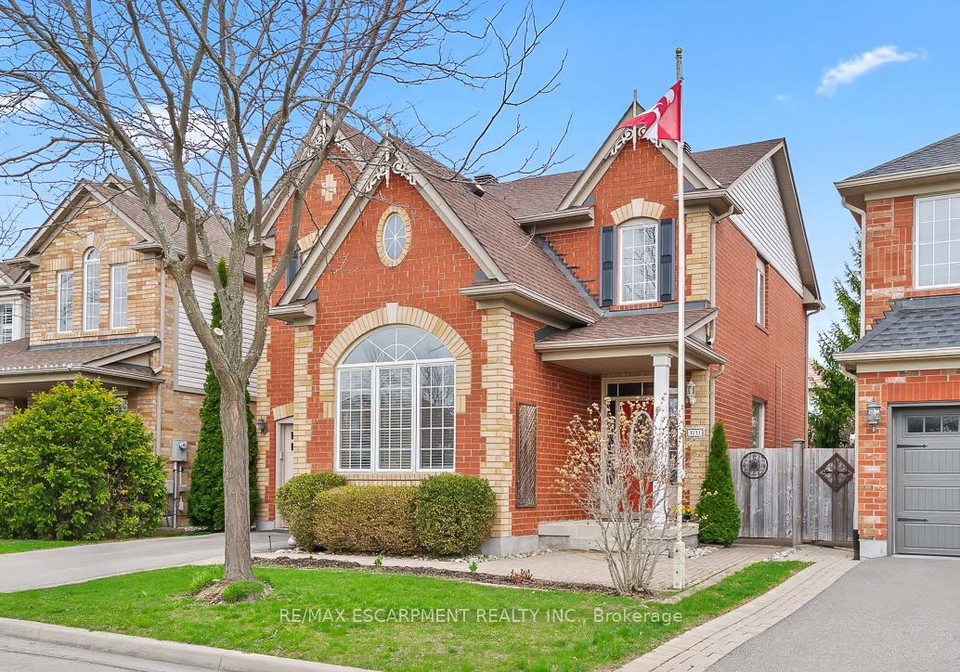 1211-barr-crescent-milton-ontario-w13030176