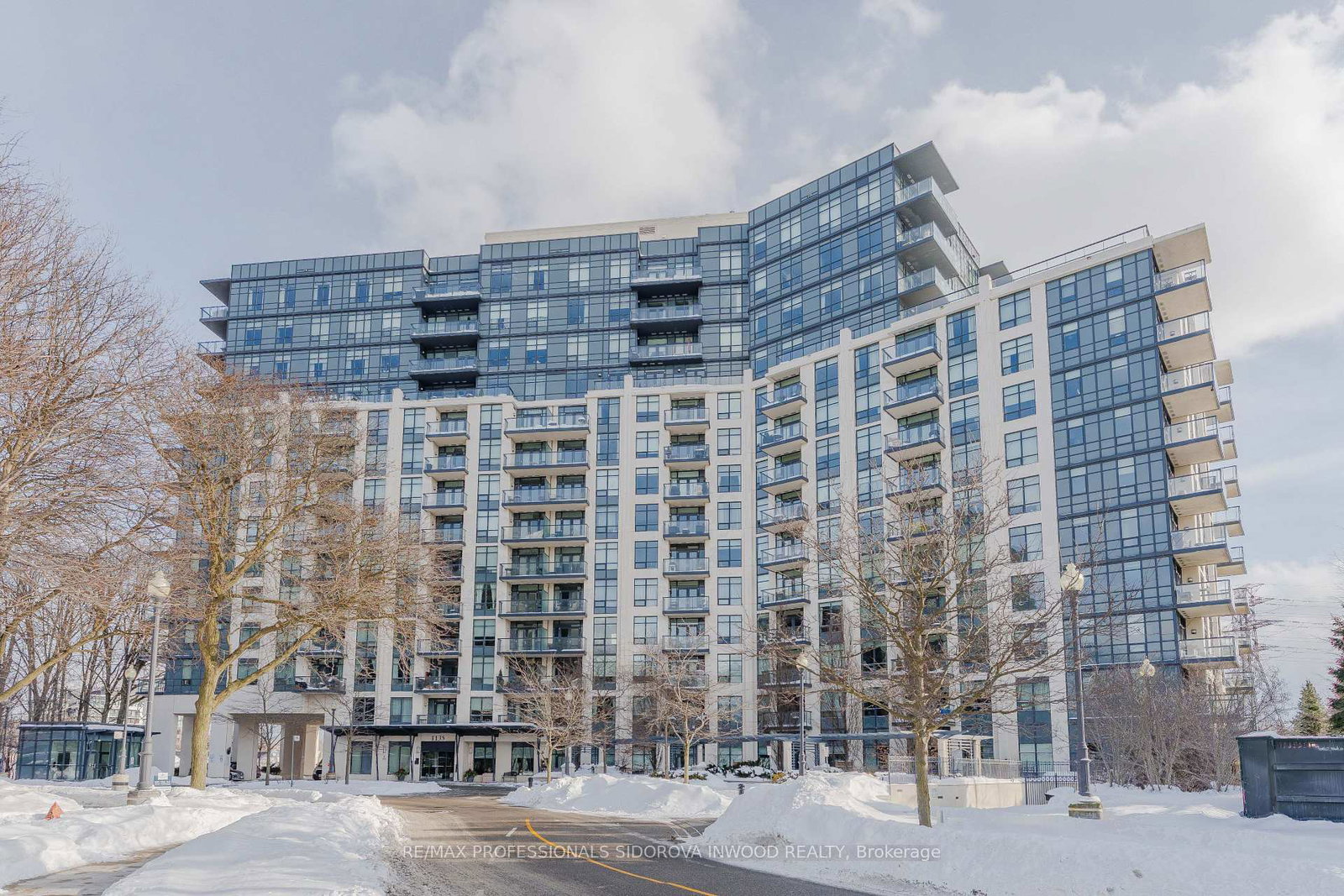 1135-royal-york-road-etobicoke-ontario-w13030286