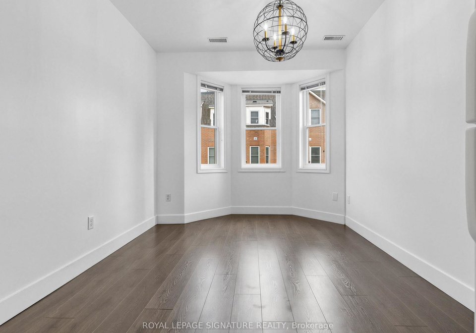760-lawrence-avenue-w-north-york-ontario-w13030382