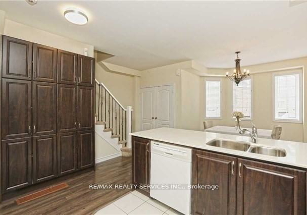 10-rabbit-run-way-brampton-ontario-w13030416