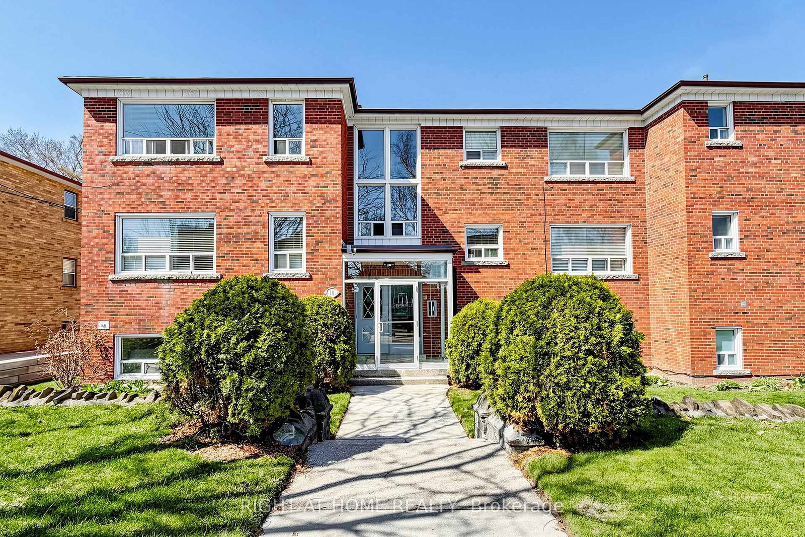 10-wadsworth-avenue-north-york-ontario-w13030458