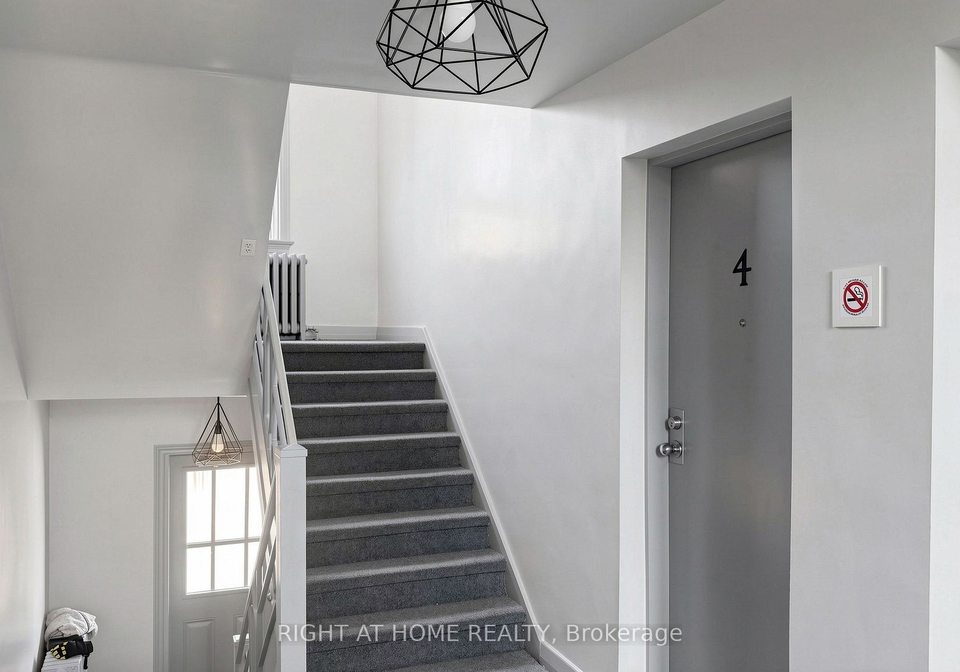 10-wadsworth-avenue-north-york-ontario-w13030458