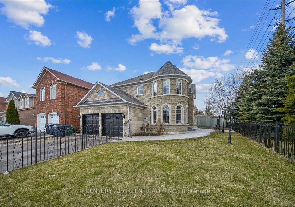 1031-blueheron-boulevard-mississauga-ontario-w13030626
